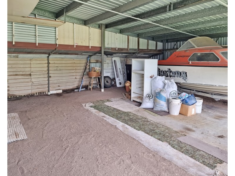 16 Tracey Street, Bowen QLD 4805