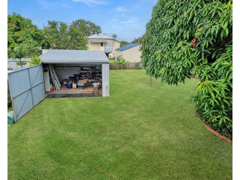 16 Tracey Street, Bowen QLD 4805