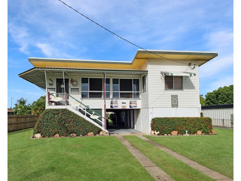 16 Tracey Street, Bowen QLD 4805