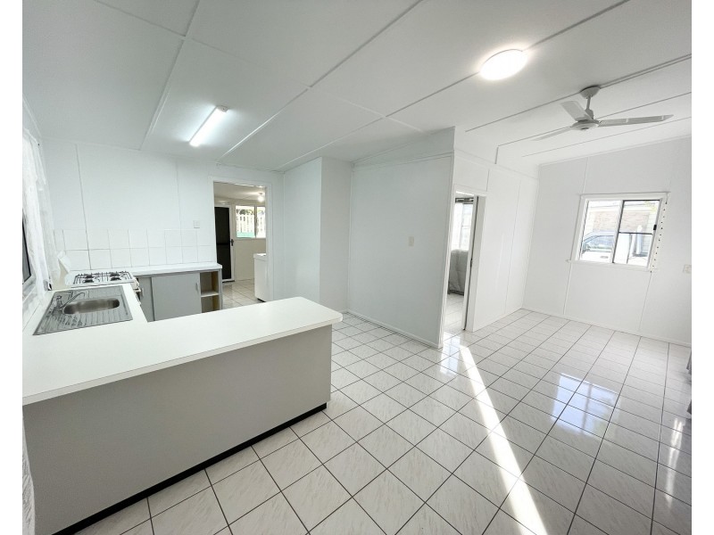 123 Queens Beach Esplanade, Bowen QLD 4805