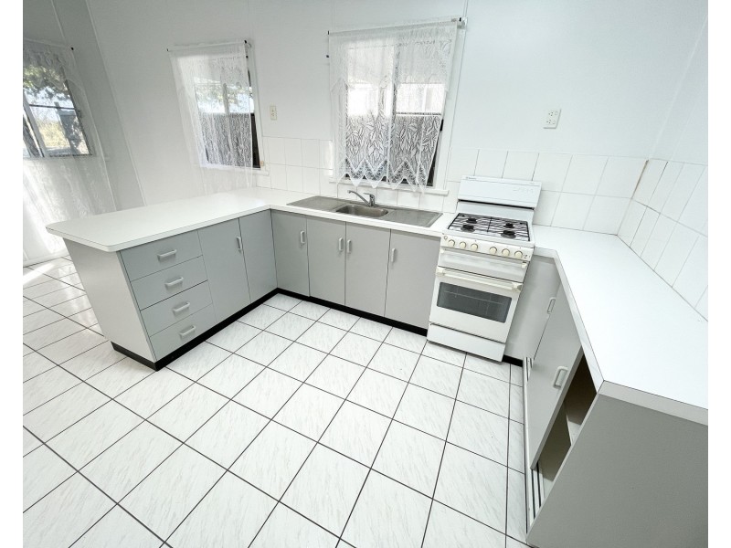 123 Queens Beach Esplanade, Bowen QLD 4805