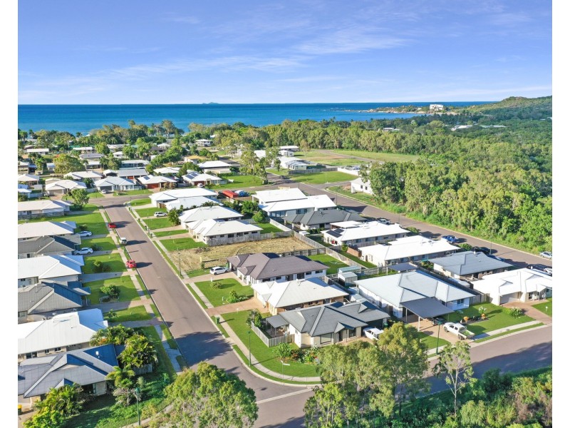 1/42 Stuart Tooth Drive, Bowen QLD 4805