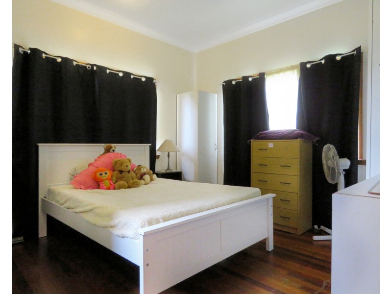 56 Tracey Street, Bowen QLD 4805