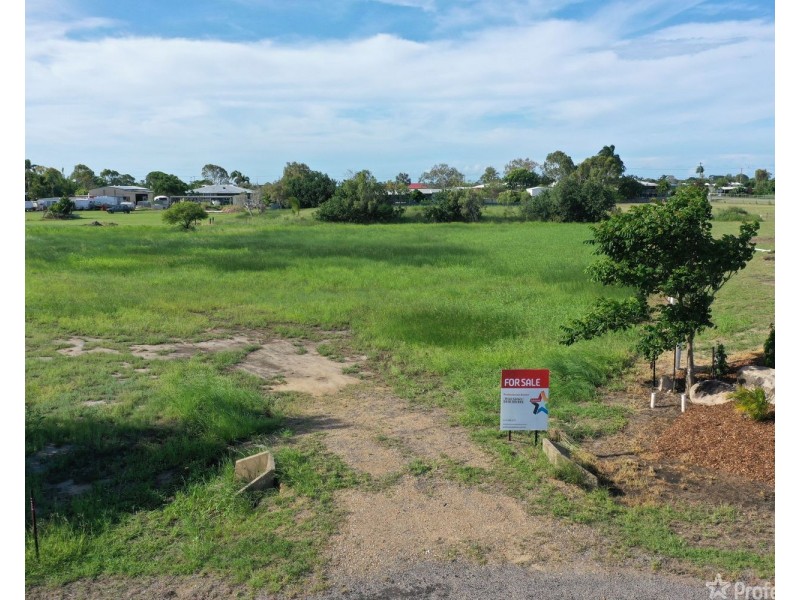 33 Ascot Crescent, Bowen QLD 4805