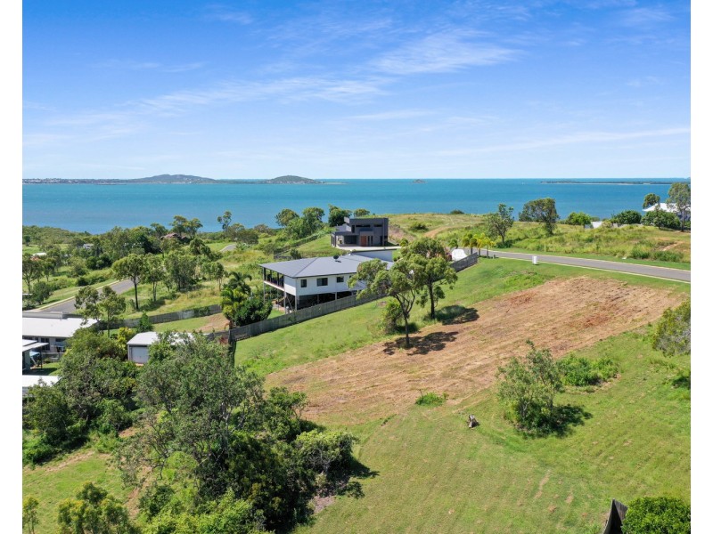 15 Harbourview Terrace, Bowen QLD 4805