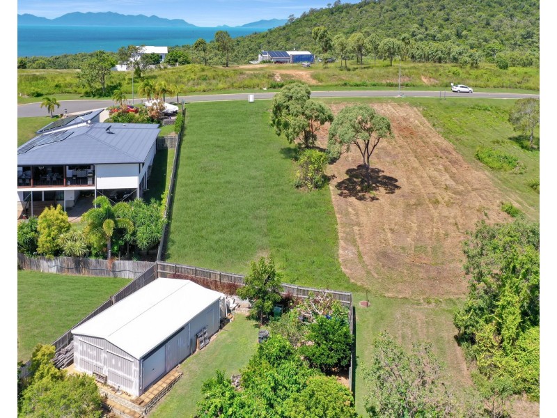 17 Harbour View Terrace, Bowen QLD 4805