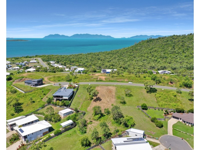 17 Harbour View Terrace, Bowen QLD 4805