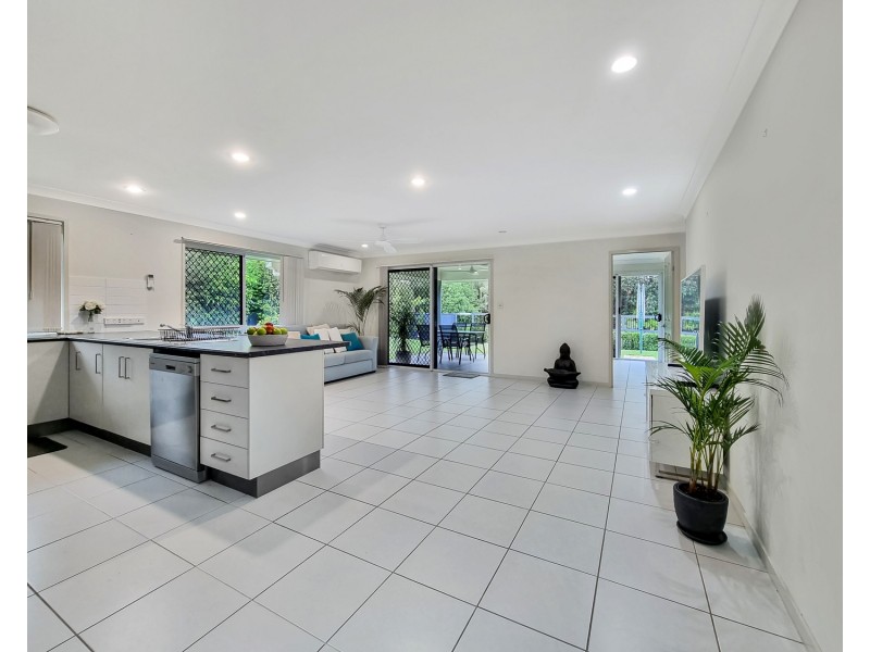 21 Tea Tree Close, Bowen QLD 4805