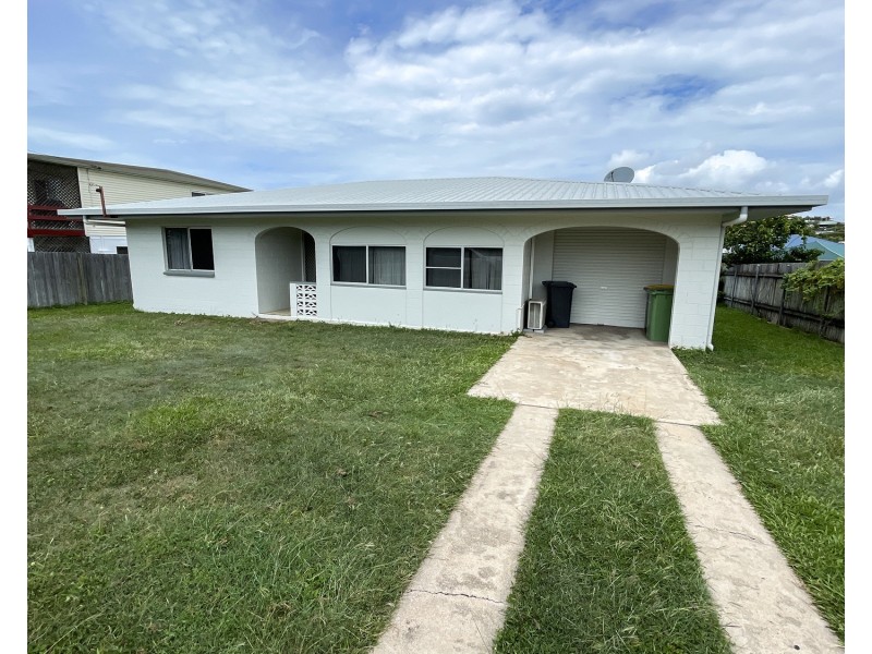 117 Hillview Road, Bowen QLD 4805