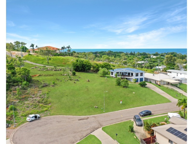 8 Craigie Court, Bowen QLD 4805