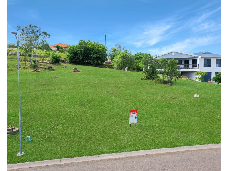 8 Craigie Court, Bowen QLD 4805