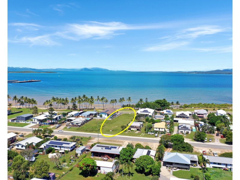 23 Thomas Street, Bowen QLD 4805