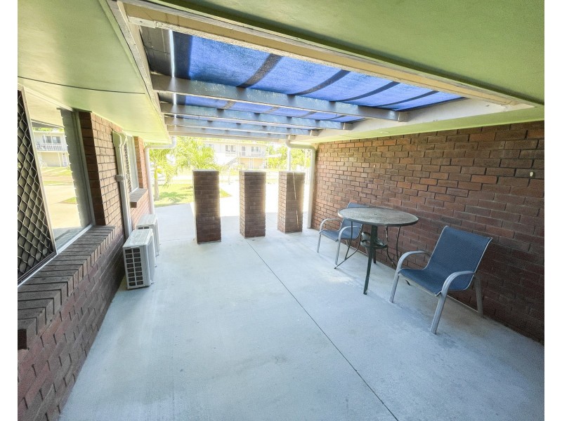 4 Robe Street, Bowen QLD 4805