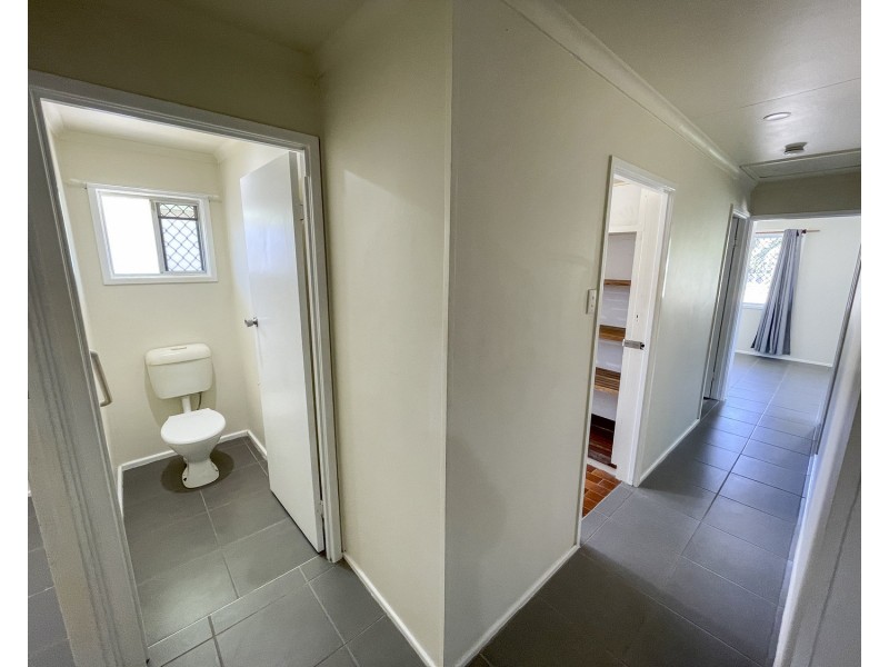 4 Robe Street, Bowen QLD 4805