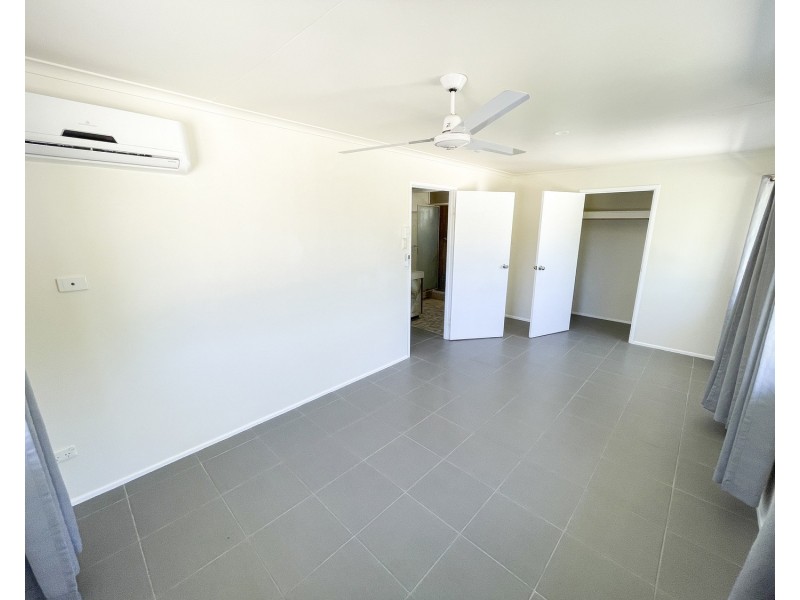 4 Robe Street, Bowen QLD 4805