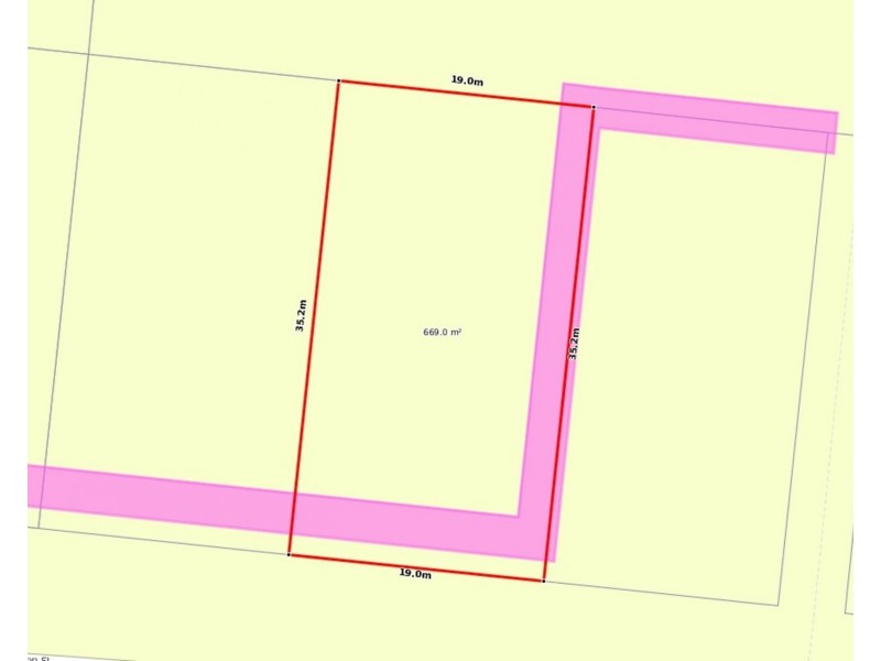 18 Hamilton Street, Bowen QLD 4805