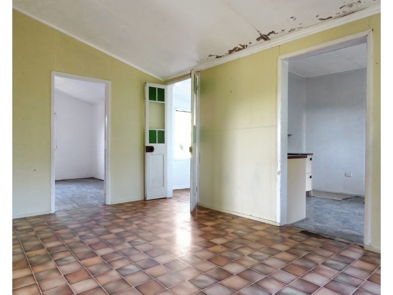 81 Queens Road, Bowen QLD 4805