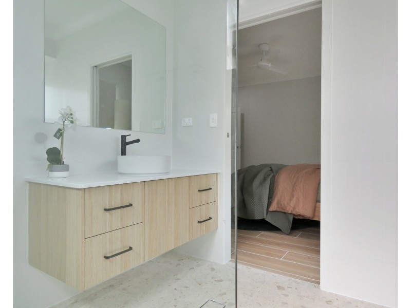 13 Ada Place, Bowen QLD 4805