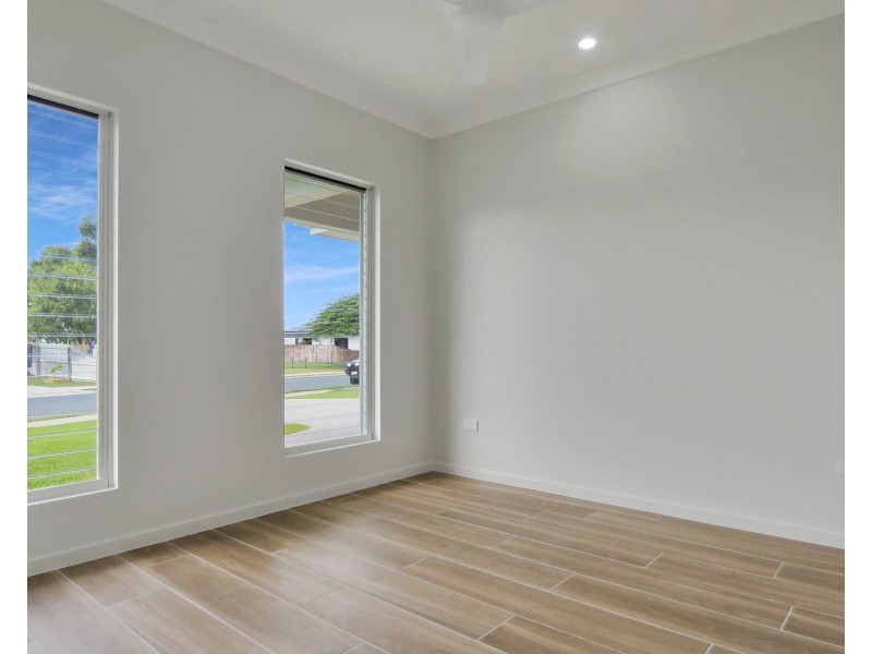 13 Ada Place, Bowen QLD 4805