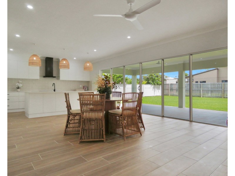 13 Ada Place, Bowen QLD 4805