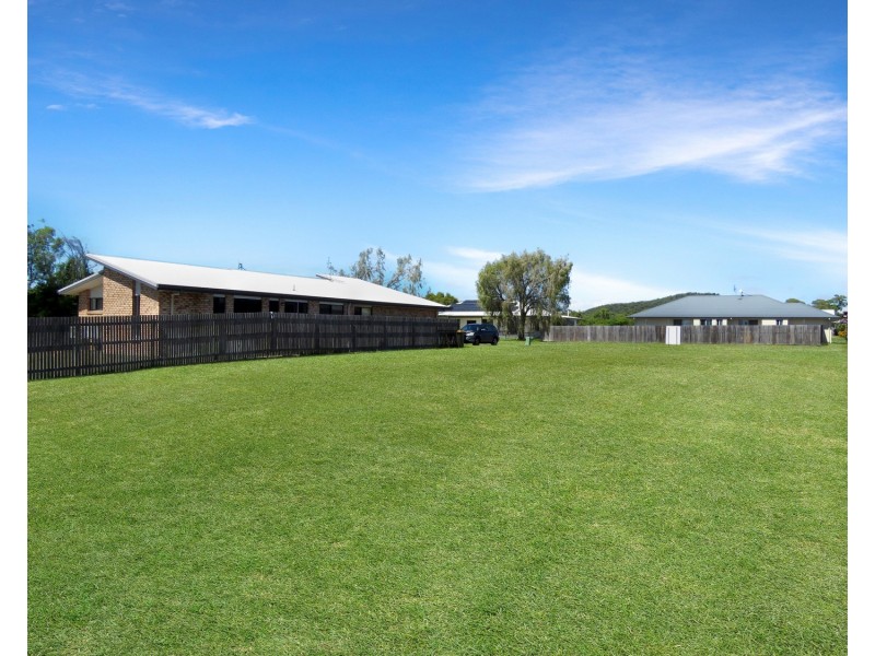 59 Banks Drive, Bowen QLD 4805