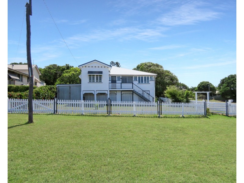 70 Gordon Street, Bowen QLD 4805