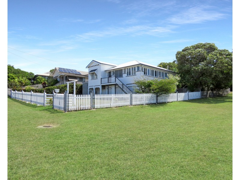 70 Gordon Street, Bowen QLD 4805