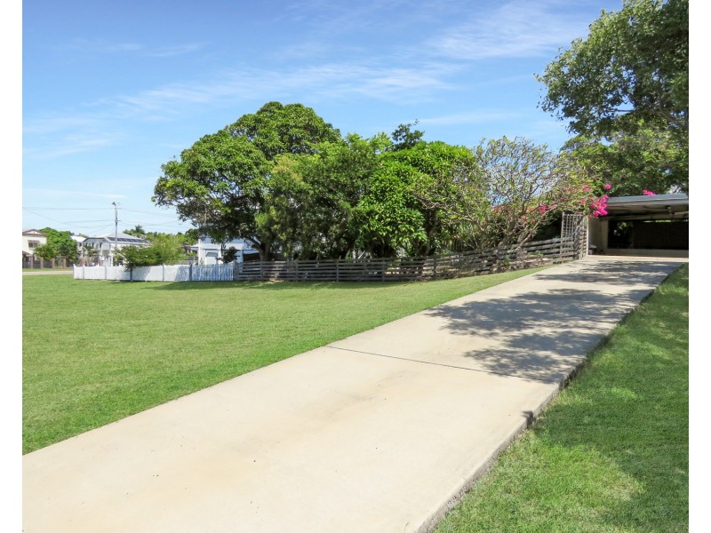 70 Gordon Street, Bowen QLD 4805