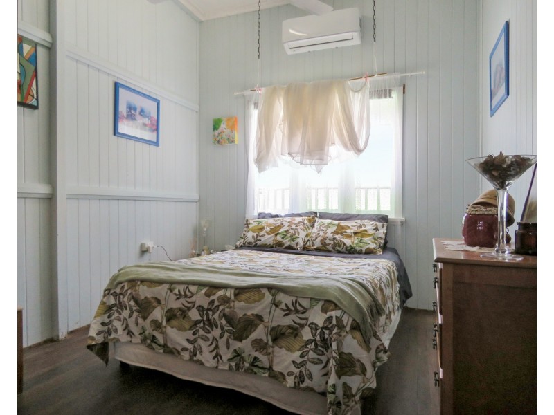 70 Gordon Street, Bowen QLD 4805