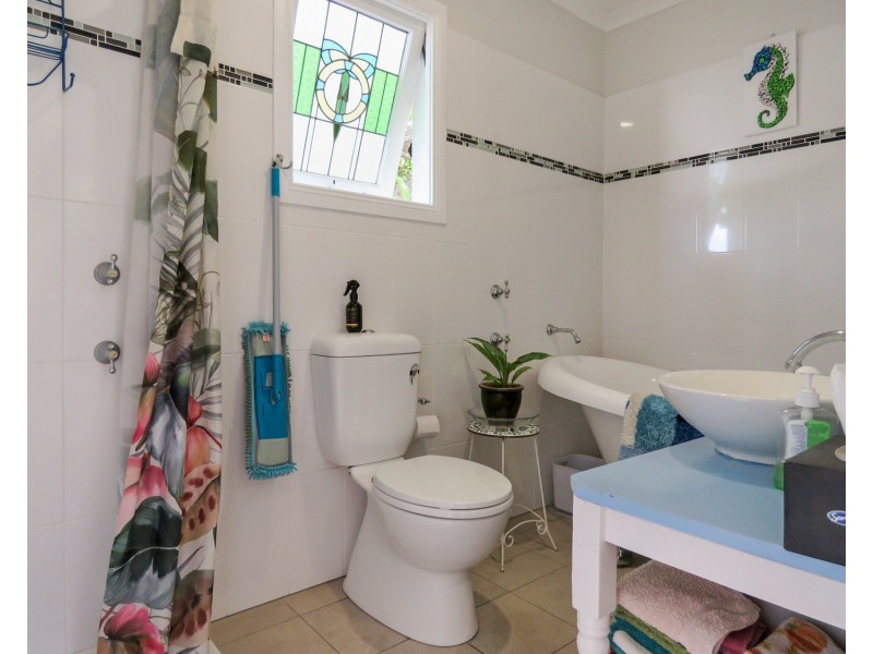 70 Gordon Street, Bowen QLD 4805