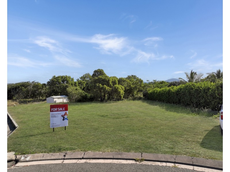 8 Lotus Lane, Bowen QLD 4805