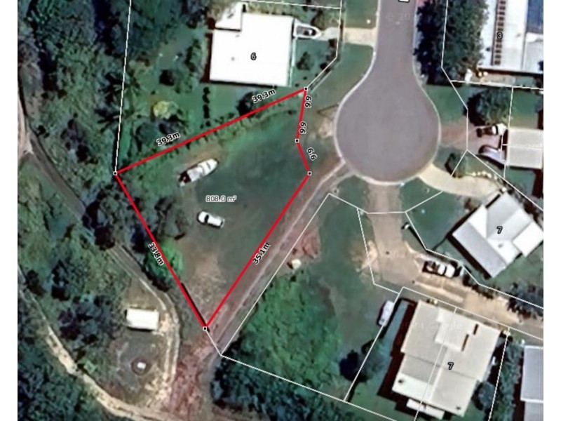 8 Lotus Lane, Bowen QLD 4805