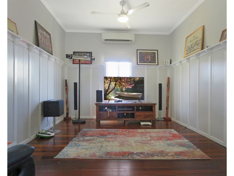 61 Queens Beach Esplanade, Bowen QLD 4805