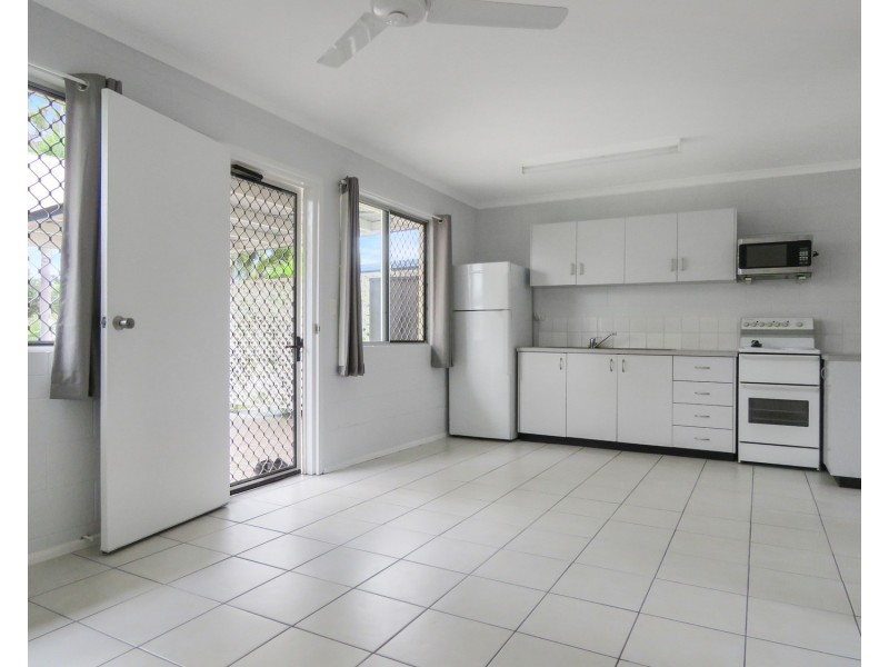 7/41-43 Crofton Street, Bowen QLD 4805