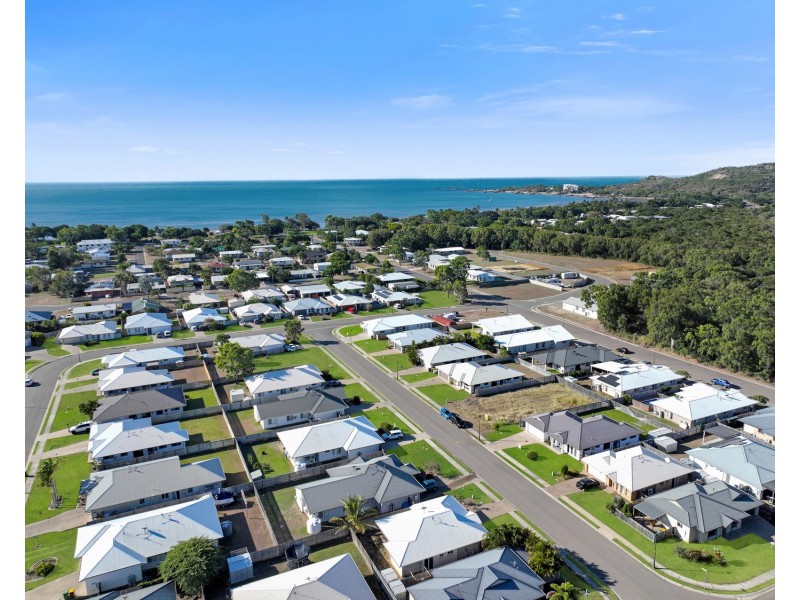 5 Cowrie Street, Bowen QLD 4805