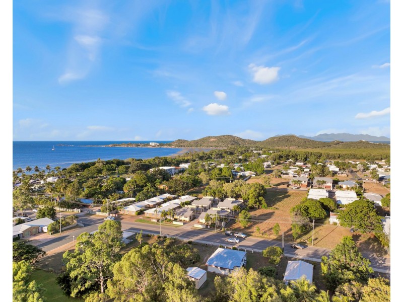 1/136 Soldiers Road, Bowen QLD 4805