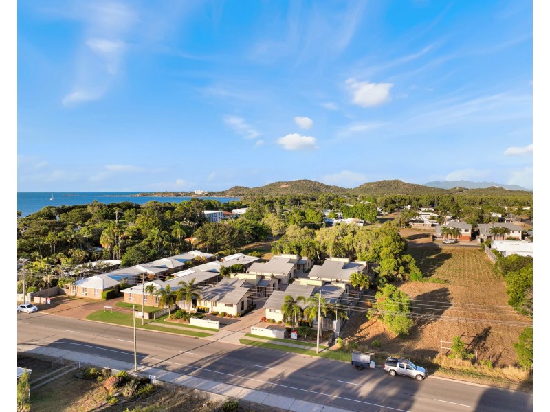 1/136 Soldiers Road, Bowen QLD 4805