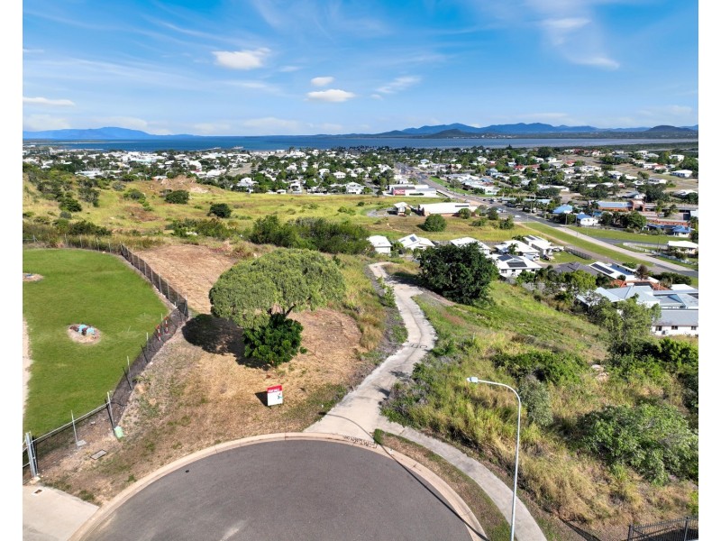 29 Tynwald Avenue, Bowen QLD 4805