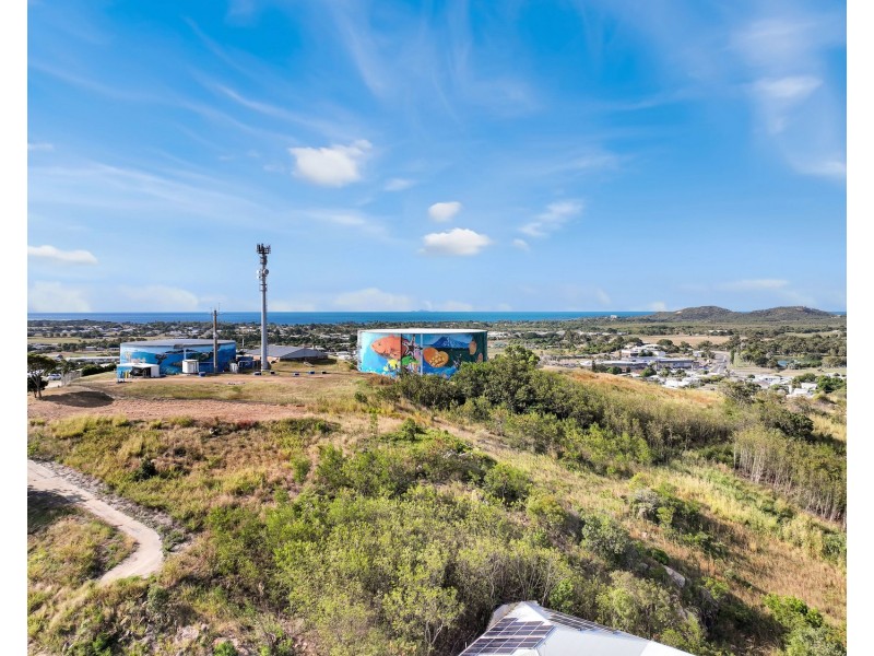 29 Tynwald Avenue, Bowen QLD 4805