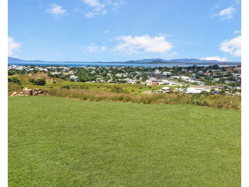 29 Tynwald Avenue, Bowen QLD 4805