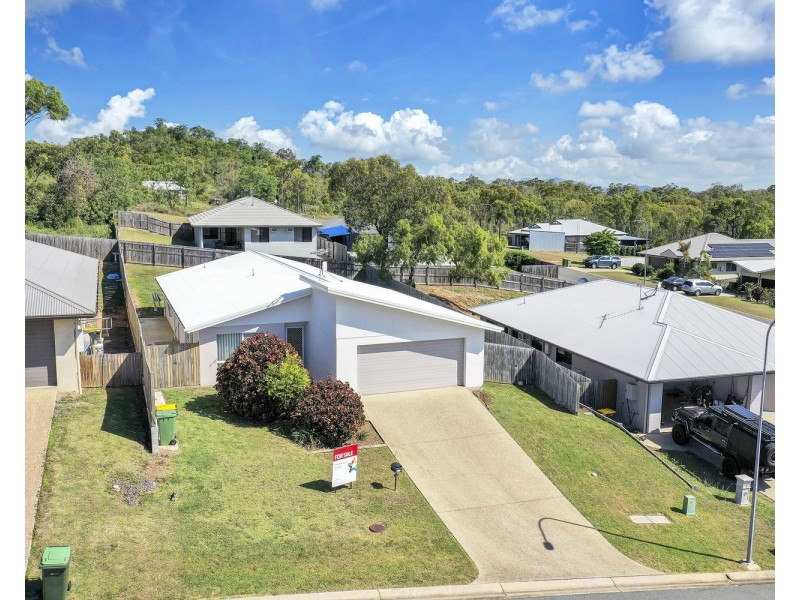4 Seacove Crescent, Bowen QLD 4805