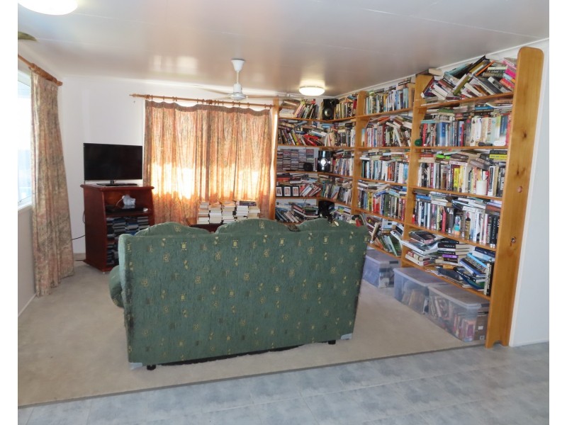 9 Brighton Road, Bowen QLD 4805