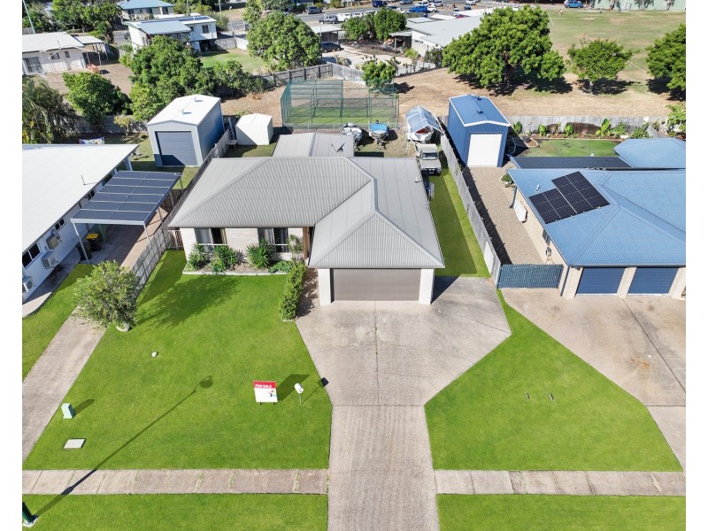 15 Kirkpatrick Court, Bowen QLD 4805