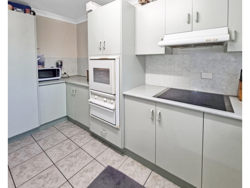 21 Tracey Street, Bowen QLD 4805