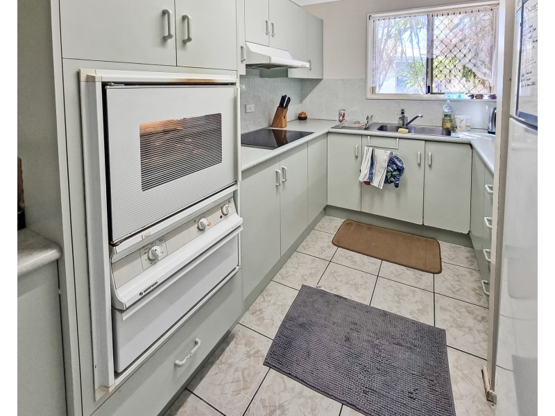 21 Tracey Street, Bowen QLD 4805