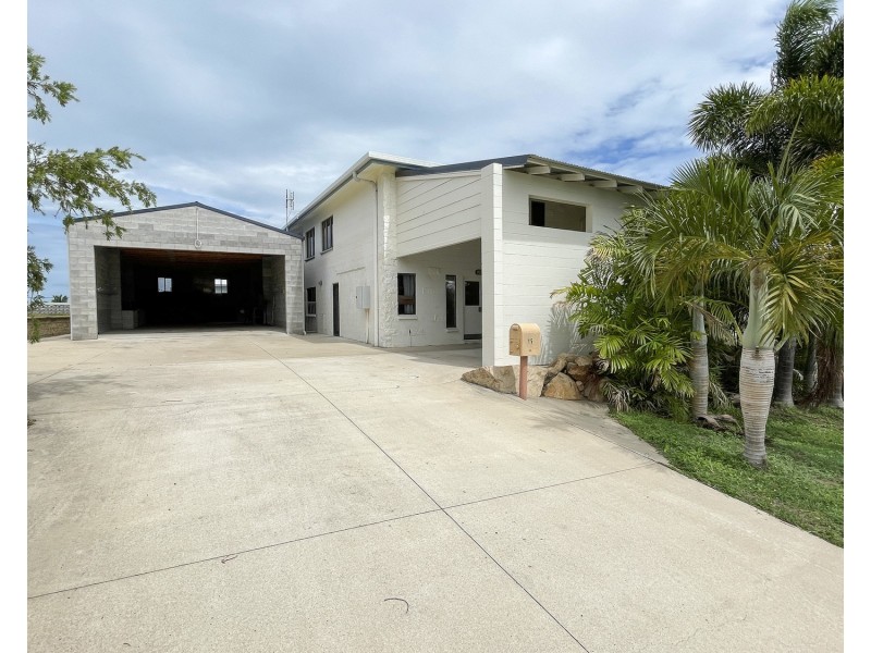 15 Avicennia Street, Bowen QLD 4805