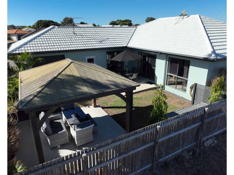 8 Eighth Close, Bowen QLD 4805