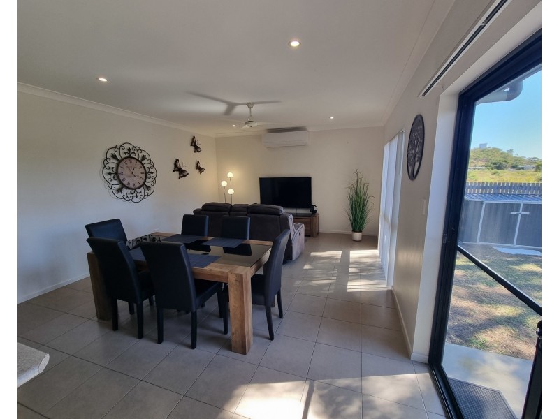 8 Eighth Close, Bowen QLD 4805