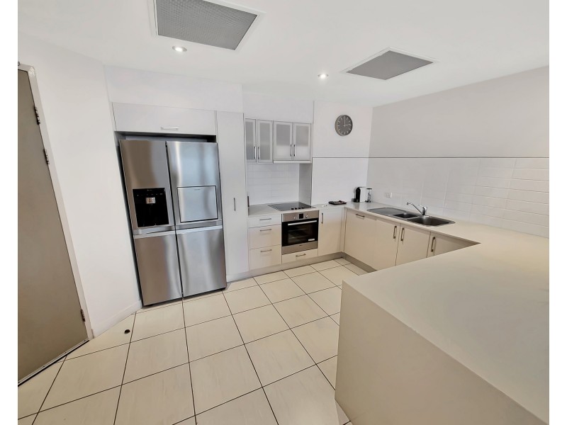 16/2b Horseshoe Bay Road, Bowen QLD 4805