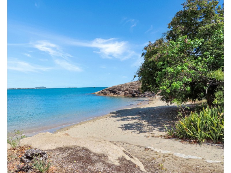 16/2b Horseshoe Bay Road, Bowen QLD 4805